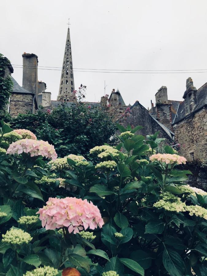 B&B Du Cloitre Tréguier Eksteriør bilde